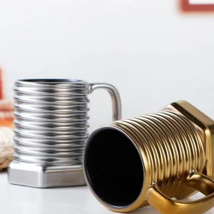 Taza de Céramica en Forma de Tornillo