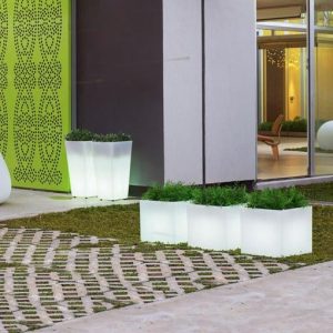 Macetero cuadrado con luz 45 cm altura NARCISO